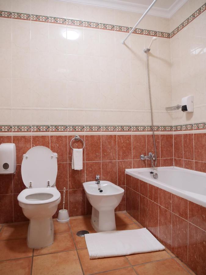 Spacious Apartment Near Porto De Mos Beach, Lagos. Екстер'єр фото