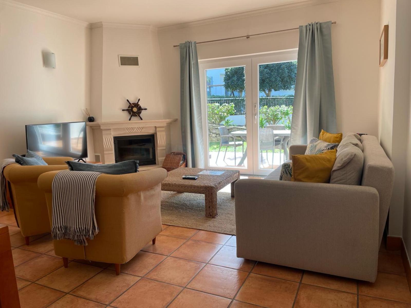 Spacious Apartment Near Porto De Mos Beach, Lagos. Екстер'єр фото